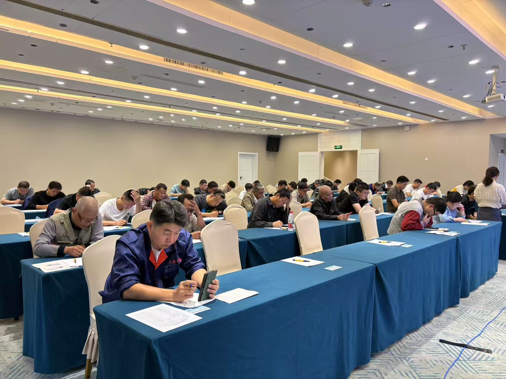 全省技能大赛照片2.jpg
