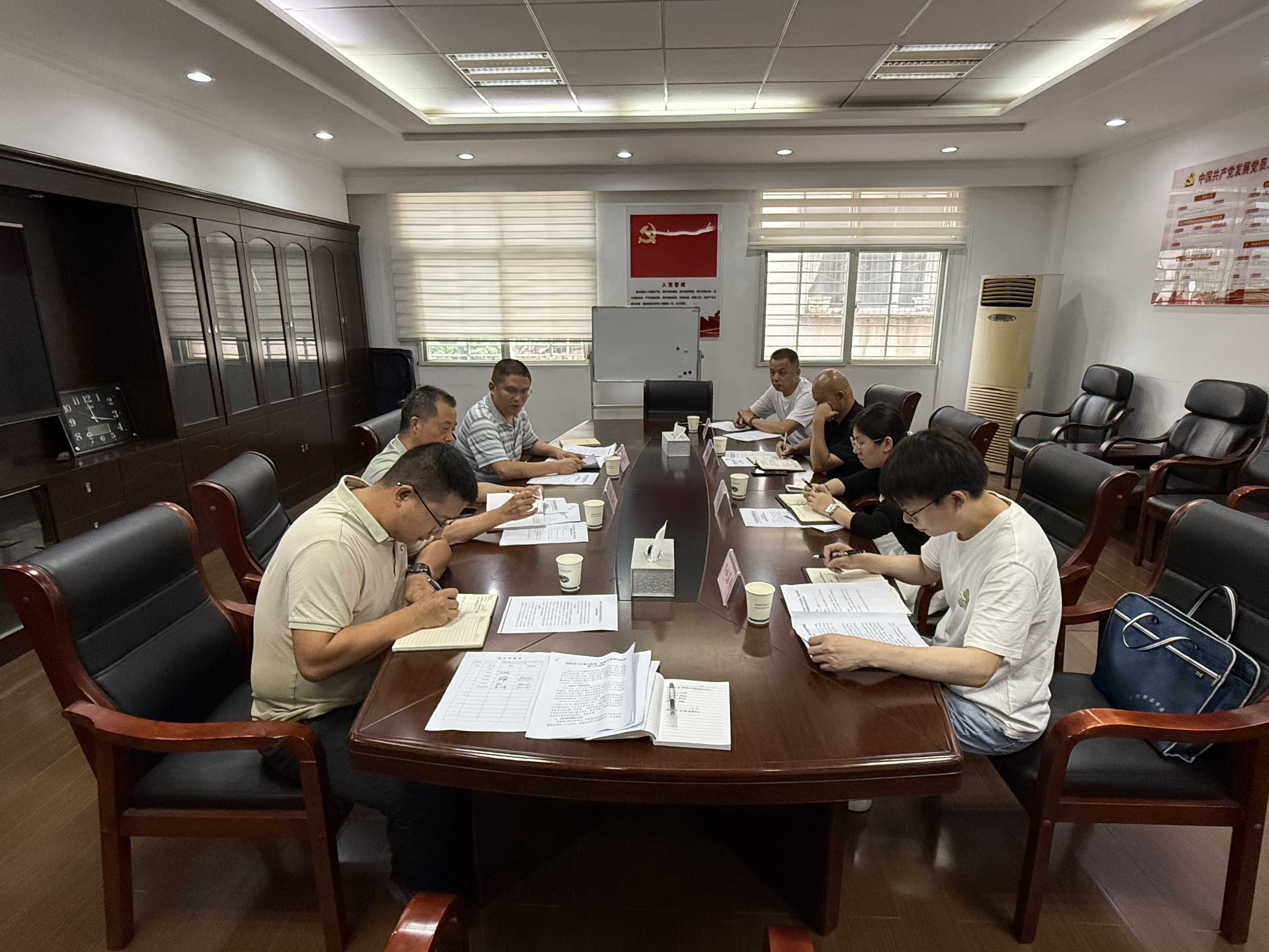 14a9cfd5d0fbc91f736aa89f35ae7374.png