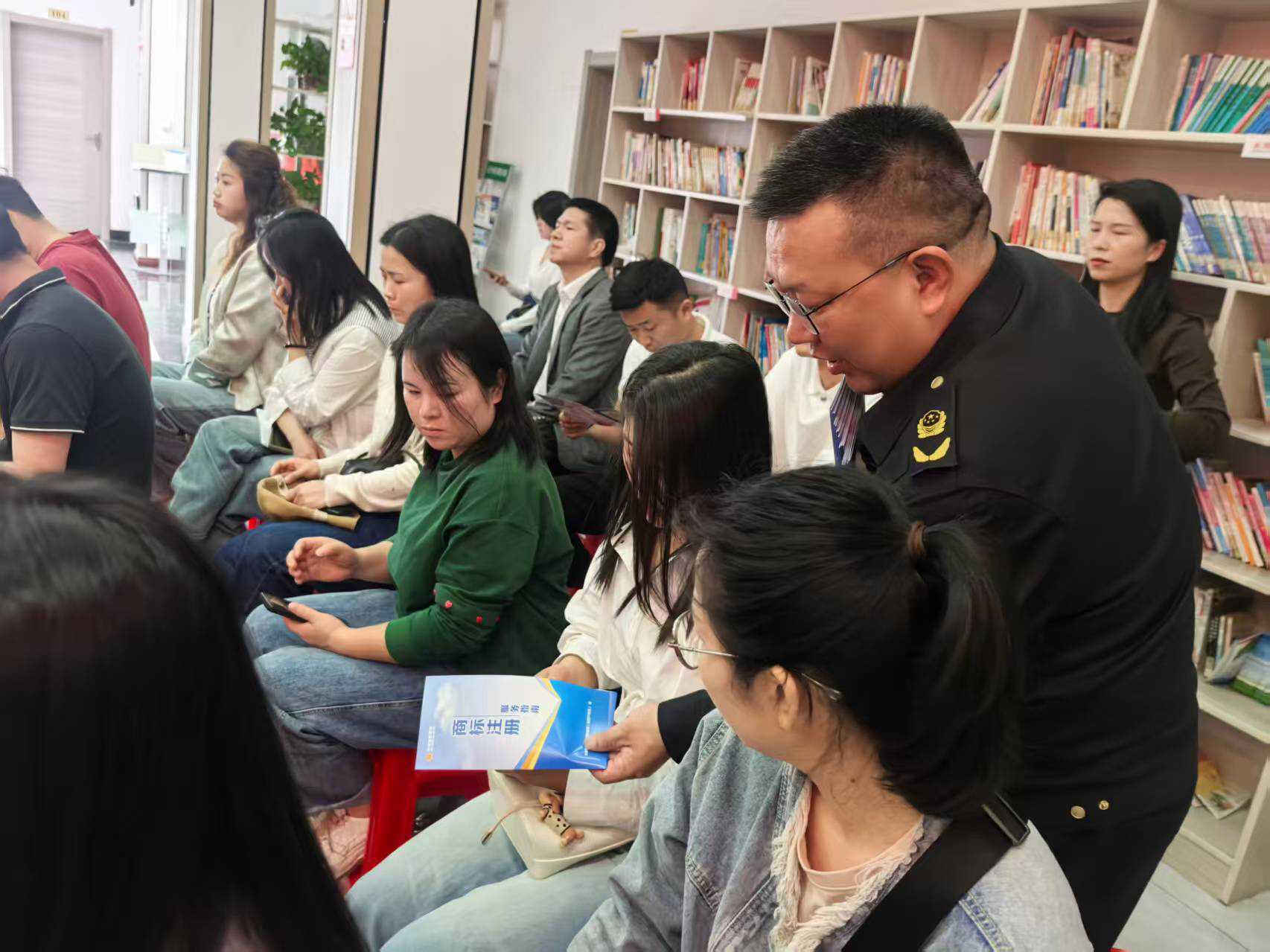 食品监管开展情况汇报__烟草局开展电子烟监管